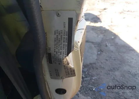 1987 Toyota Pickup 1/2 Ton Rn50 from USA, damaged, VIN JT4RN50R8H0242051